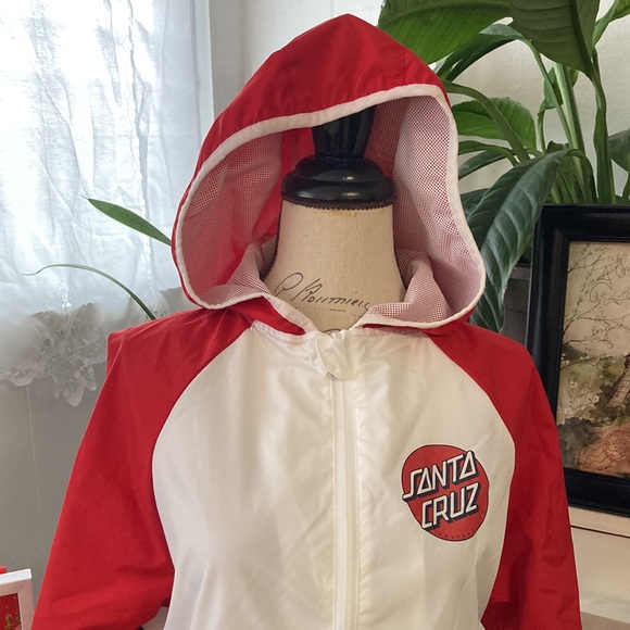 Santa Cruz | red, white, blue windbreaker with hood. - Picture 3 of 6
